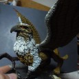 Bonjour ! Voici quelques avancées sur le Griffon, qui apporte par ses grandes surfaces du plaisir aux pinceaux. Si vous souhaitez découvrir la figurine d’origine, je vous invite dans cette Review. Bonne fin […]