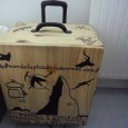 Bonjour à tous, Voici pour le fun quelques images de la boîte de transport. Je me l’étais procurée l’année dernière à l’occasion du salon d’Orléans, et je n’avais pas pris […]